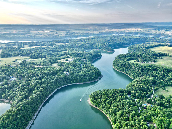 dji_fly_20230603_080650_918_1685889371333_photo